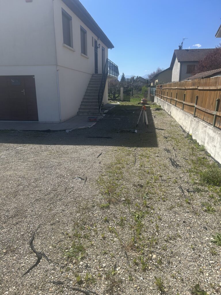 Réfection d'une cour - photo 2 - Joubert Pinet