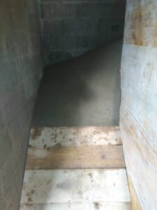 Le coffrage d'un escalier balancé - photo 5
