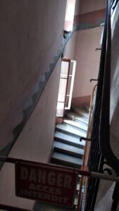 Démolition d'un escalier dans un immeuble habité! - photo 4