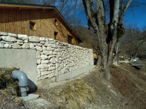 Un savoir-faire millénaire, les murs en pierres !