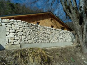 Un savoir-faire millénaire, les murs en pierres !
