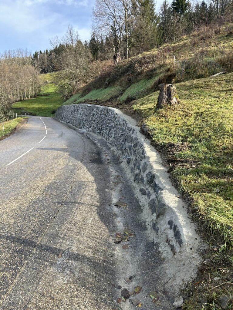 Réfection d'un mur en pierres - photo 3 - Joubert Pinet