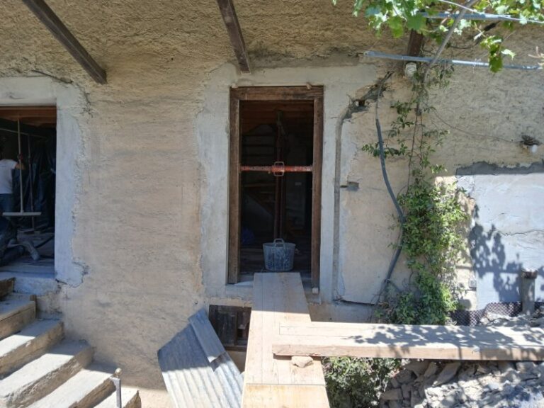Création et modification d'ouvertures dans une ancienne maison - photo 6 - Joubert Pinet