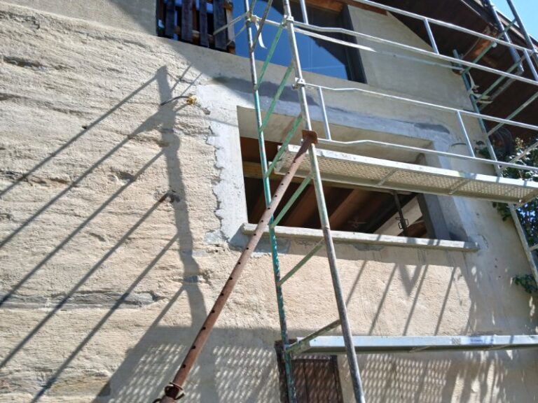 Création et modification d'ouvertures dans une ancienne maison - photo 3 - Joubert Pinet